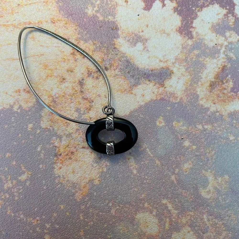 Elegant Black and Silver Earrings - Picture 2 of 5